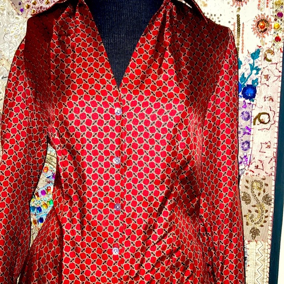 100% Silk Patterned 5 button closure - Picture 1 of 2